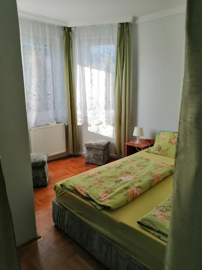 Apartman Pavai Hajdúszoboszló Exterior foto